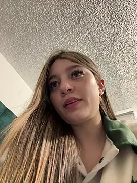 Snapshot of __Lorelain__ chatting on 01/09/26, 09:49 Lorelain online show from 01/09/26, 09:49