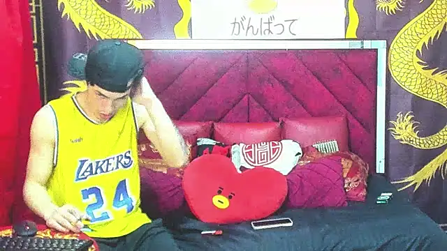 Snapshot of Pride_couple chatting on 02/21/26, 11:17 Pride couple online show from 02/21/26, 11:17