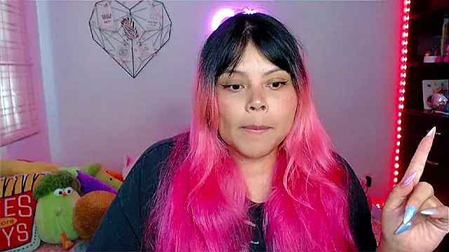 EllieMoonX online show from 01/13/26, 08:58