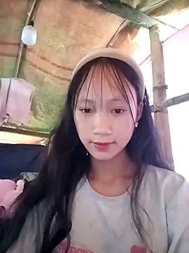 minachao- online show from 10/27/25, 07:34