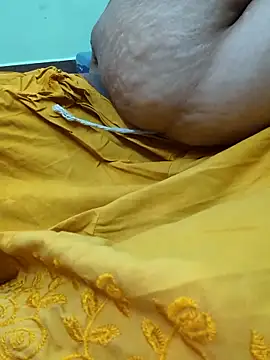 Snapshot of sweetrevathi chatting on 10/11/25, 01:49 sweetrevathi online show from 10/11/25, 01:49