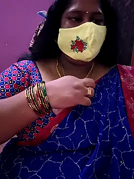 Snapshot of sweetrevathi chatting on 10/22/25, 07:30 sweetrevathi online show from 10/22/25, 07:30