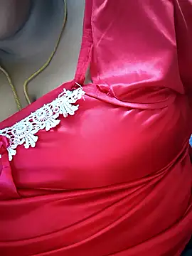 Snapshot of sweetrevathi chatting on 11/06/25, 01:17 sweetrevathi online show from 11/06/25, 01:17