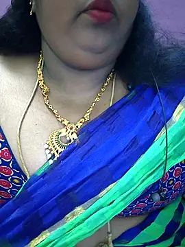 Snapshot of sweetrevathi chatting on 11/09/25, 05:11 sweetrevathi online show from 11/09/25, 05:11