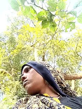 Cutsedi3 online show from 10/15/25, 10:48