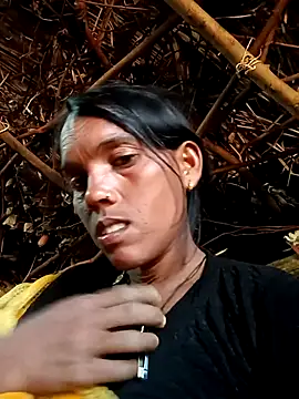 Cutsedi3 online show from 11/05/25, 09:53