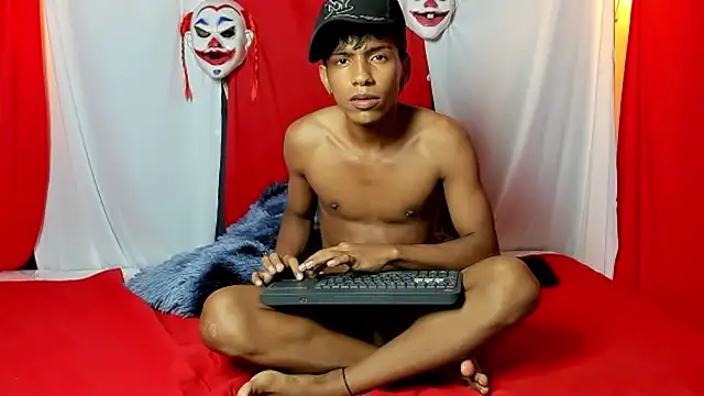 Snapshot of ryder_cum23 chatting on 10/16/25, 05:30 ryder cum23 online show from 10/16/25, 05:30