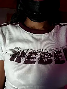 Snapshot of Asmiratamil chatting on 02/28/26, 04:08 Asmiratamil online show from 02/28/26, 04:08