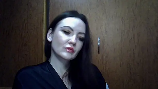 Snapshot of Kalorinn chatting on 02/21/26, 01:12 Kalorinn online show from 02/21/26, 01:12