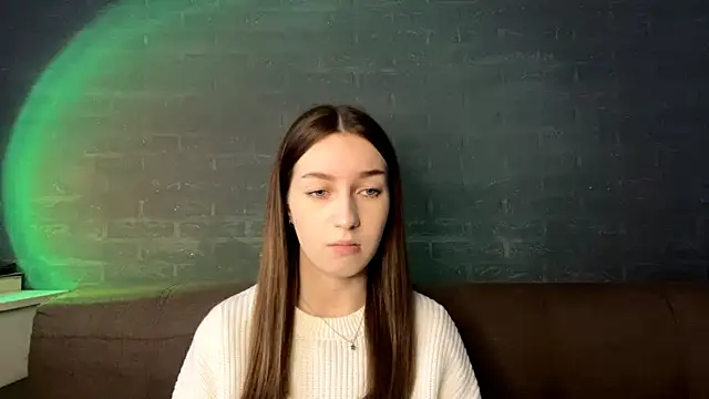 Snapshot of LingNikkel chatting on 10/30/25, 10:06 LingNikkel online show from 10/30/25, 10:06