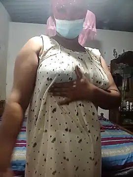 Snapshot of HarshiStar7 chatting on 02/17/26, 10:05 HarshiStar7 online show from 02/17/26, 10:05