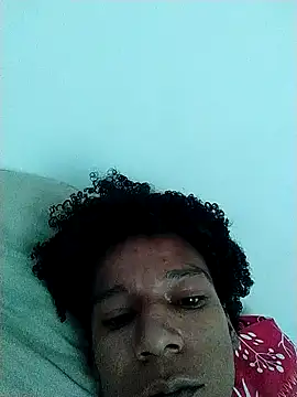 Snapshot of Migp203 chatting on 10/28/25, 08:55 Migp203 online show from 10/28/25, 08:55