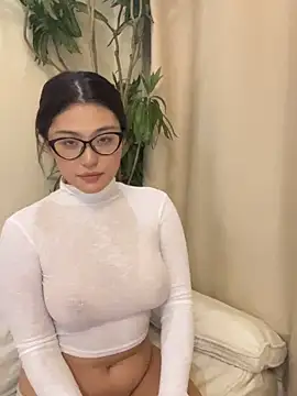 zhenzhen666 online show from 10/26/25, 12:44