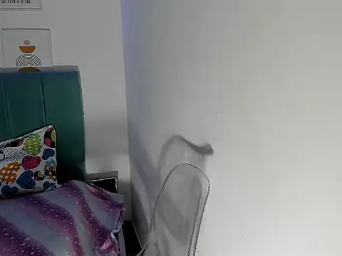 Dakota evans18 online show from 11/10/25, 01:37