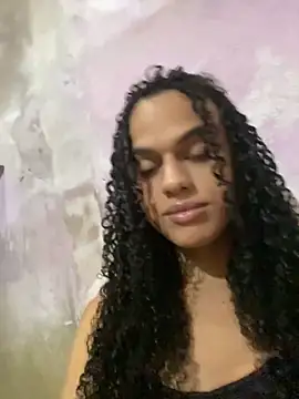 Snapshot of Scarlett_Vyxen25 chatting on 11/11/25, 05:57 Scarlett Vyxen25 online show from 11/11/25, 05:57