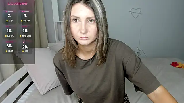 NikkiKiss   online show from 10/25/25, 01:35