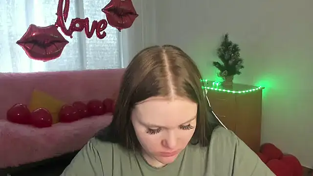 Musegirl online show from 02/25/26, 08:13