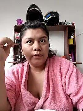 Snapshot of solnechka1 chatting on 10/23/25, 12:59 solnechka1 online show from 10/23/25, 12:59
