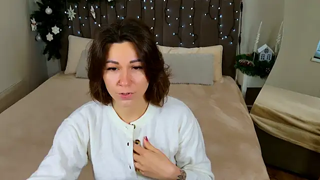 EdenSolis online show from 12/14/25, 09:36