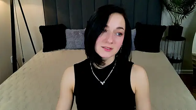 BaileeLynn online show from 05/06/26, 12:21