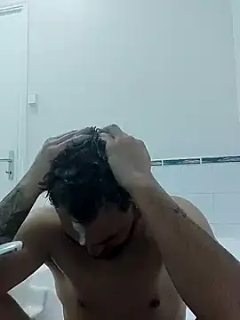 Alexszader36 online show from 11/10/25, 01:10