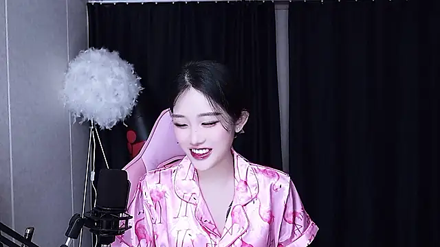 MISA 02 online show from 10/21/25, 12:06