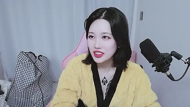 Snapshot of MISA_02 chatting on 03/25/26, 11:55 MISA 02 online show from 03/25/26, 11:55