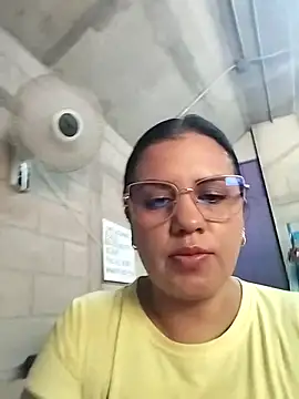 Candy-Samanthy online show from 10/25/25, 02:46