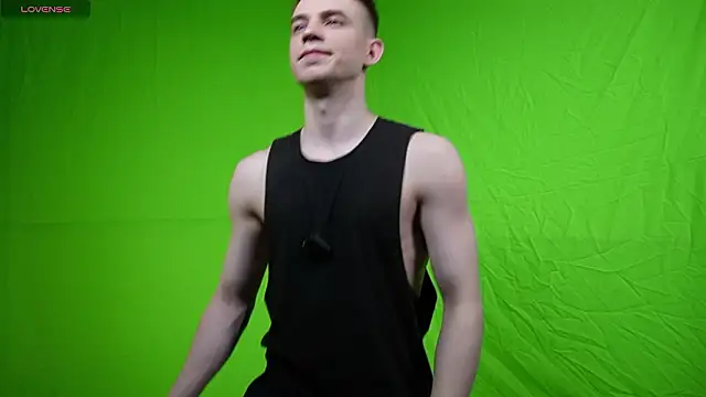 Snapshot of MIKE_GOD19 chatting on 03/29/26, 05:57 MIKE GOD19 online show from 03/29/26, 05:57