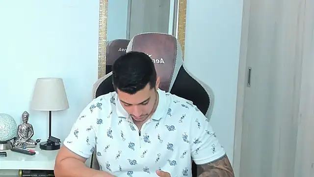 Snapshot of Ken_mailik1 chatting on 01/11/26, 07:35 Ken mailik1 online show from 01/11/26, 07:35