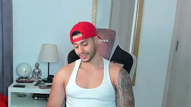 Snapshot of Ken_mailik1 chatting on 03/08/26, 10:30 Ken mailik1 online show from 03/08/26, 10:30