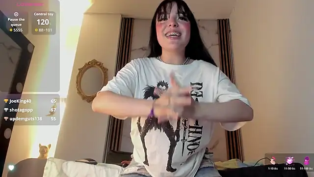 bubble  angel   online show from 05/11/26, 02:45