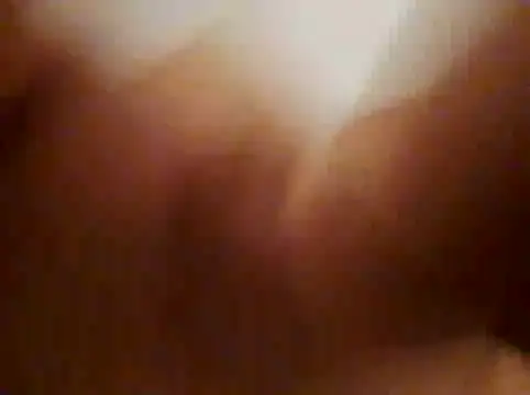 Snapshot of jjLARAY chatting on 11/02/25, 06:38 jjLARAY online show from 11/02/25, 06:38