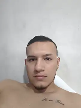 Snapshot of andriu656 chatting on 10/09/25, 11:58 andriu656 online show from 10/09/25, 11:58