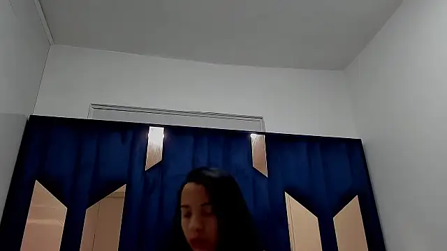 Perla Jonhson Rs online show from 11/30/25, 01:15