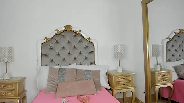 mary joseph online show from 11/20/25, 08:41