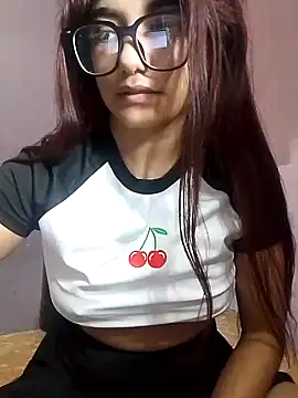 Snapshot of alisaram chatting on 10/12/25, 08:08 alisaram online show from 10/12/25, 08:08