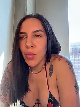 Snapshot of Lolathebaddie chatting on 04/03/26, 05:00 Lolathebaddie online show from 04/03/26, 05:00