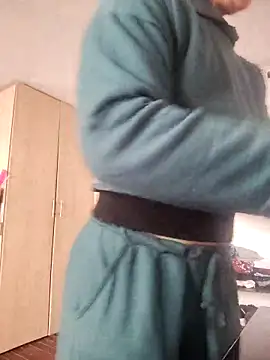 disneey2888 online show from 12/18/25, 02:01