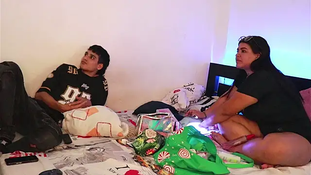 Snapshot of AnyRUSSO chatting on 02/07/26, 06:06 AnyRUSSO online show from 02/07/26, 06:06