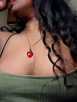 Snapshot of Lovely_Payal chatting on 05/10/26, 11:26 Lovely Payal online show from 05/10/26, 11:26