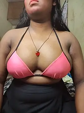 Snapshot of Lovely_Payal chatting on 05/11/26, 08:20 Lovely Payal online show from 05/11/26, 08:20