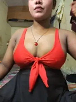 Snapshot of Lovely_Payal chatting on 05/18/26, 07:25 Lovely Payal online show from 05/18/26, 07:25
