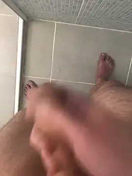 Snapshot of tykun chatting on 03/20/25, 01:15 tykun online show from 03/20/25, 01:15