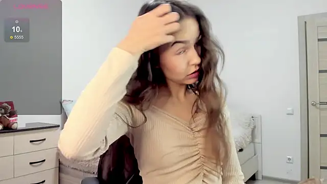 LionKierra online show from 11/07/25, 04:12