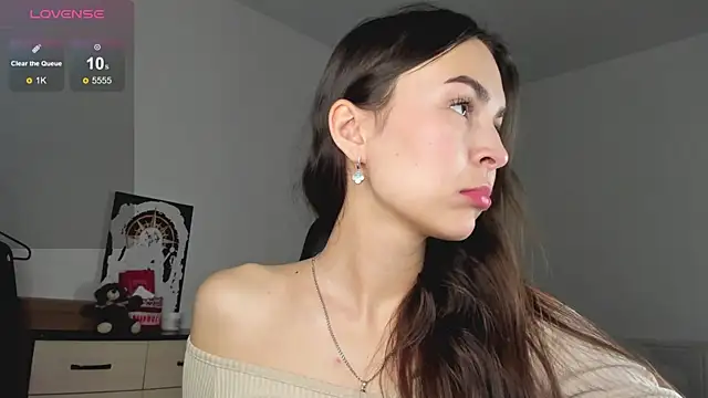 LionKierra online show from 11/23/25, 03:06