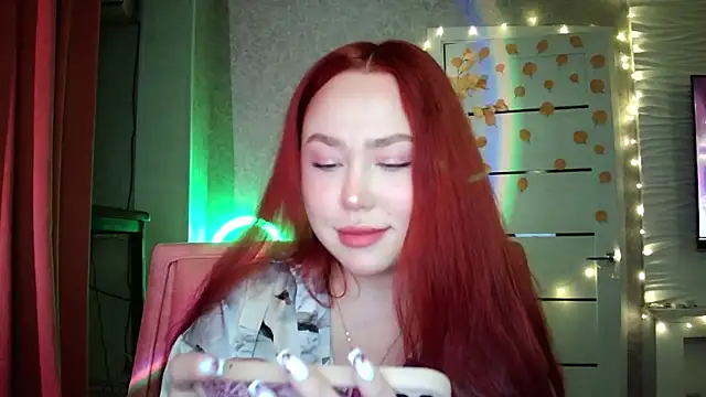 LolaMint  online show from 10/24/25, 12:56