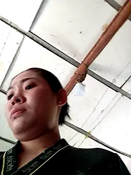 Snapshot of Cherry_pusy99 chatting on 10/12/25, 04:00 Cherry pusy99 online show from 10/12/25, 04:00