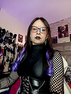 Evangelinejoness  online show from 05/04/26, 12:12