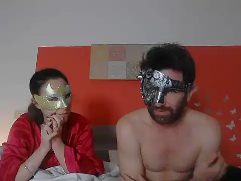 Snapshot of Goodvibratesduo chatting on 01/12/26, 05:51 Goodvibratesduo online show from 01/12/26, 05:51